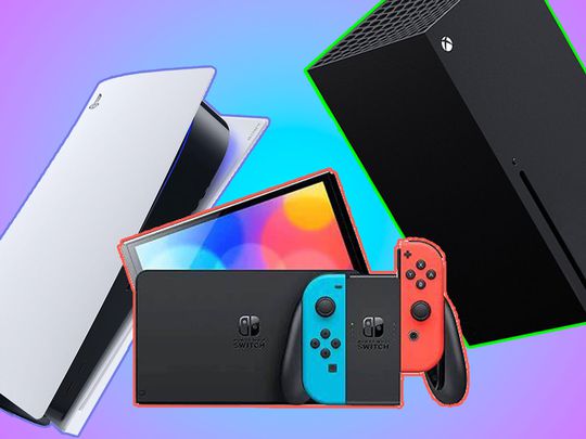 A PlayStation 5, Xbox Series X, and Nintendo Switch OLED on a blue and purple background